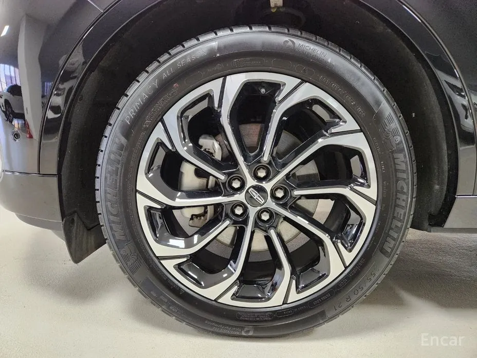 Фото 5 - Lincoln Nautilus