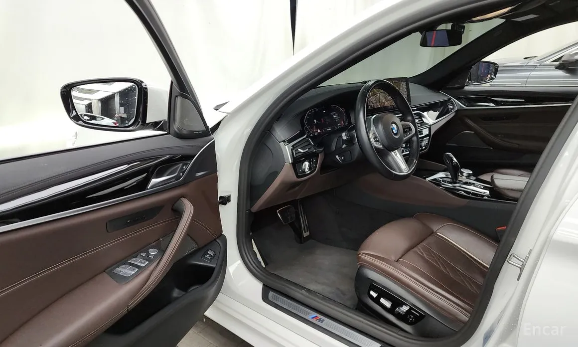 Фото 10 - BMW 5 Series