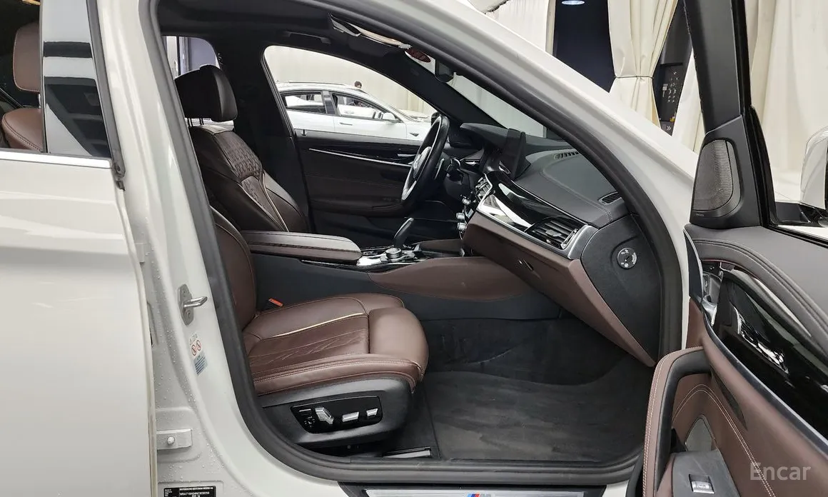 Фото 11 - BMW 5 Series