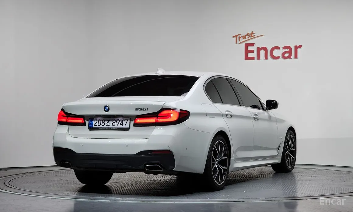 Фото 2 - BMW 5 Series