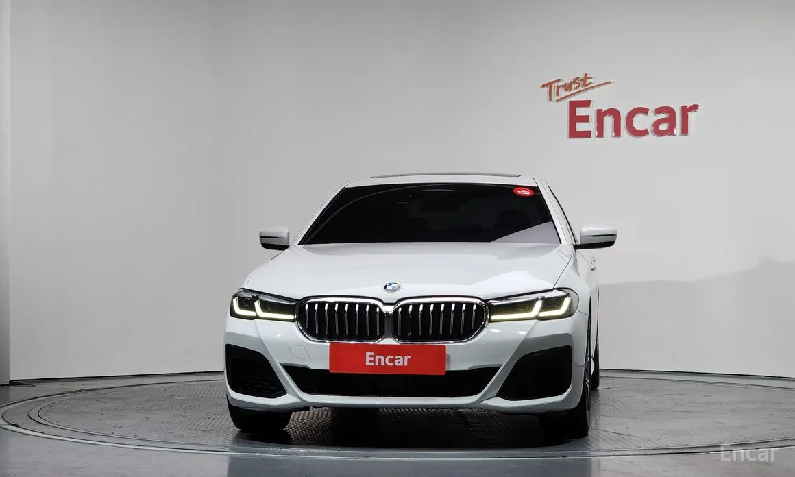 Фото 3 - BMW 5 Series