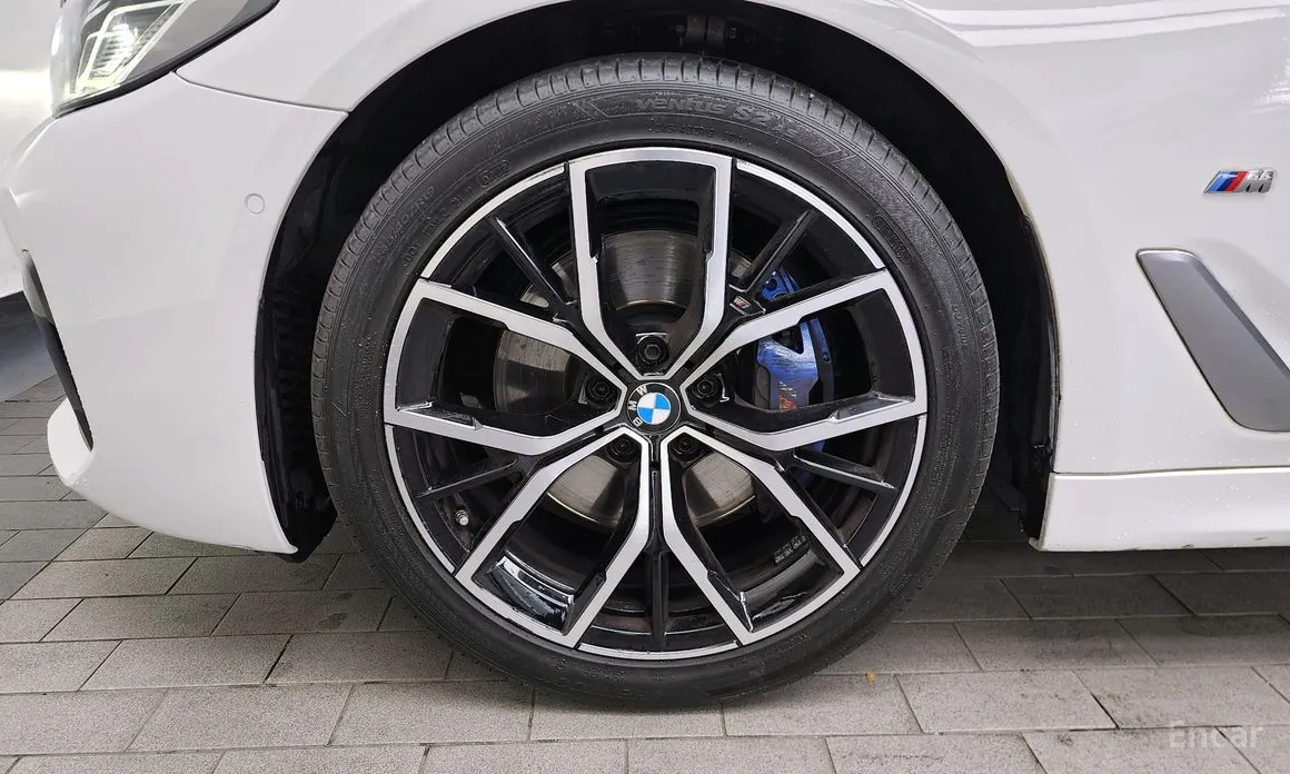 Фото 5 - BMW 5 Series