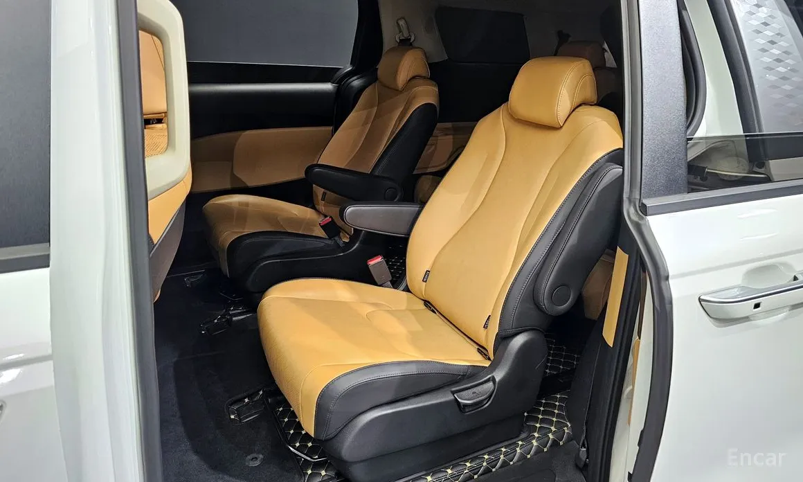 Фото 11 - Kia Carnival