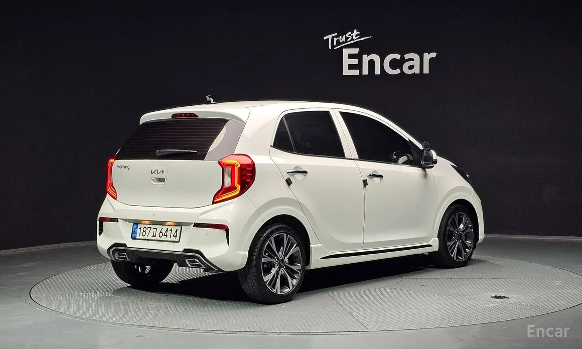 Фото 2 - Kia Morning