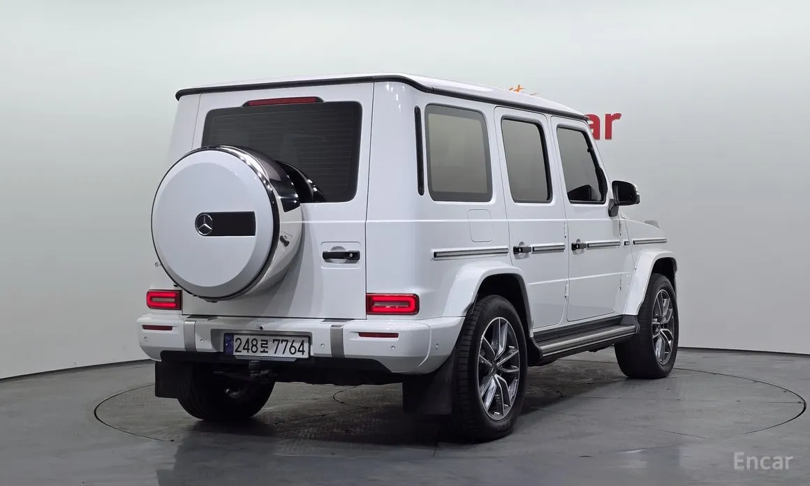 Фото 2 - Mercedes-Benz G-Class