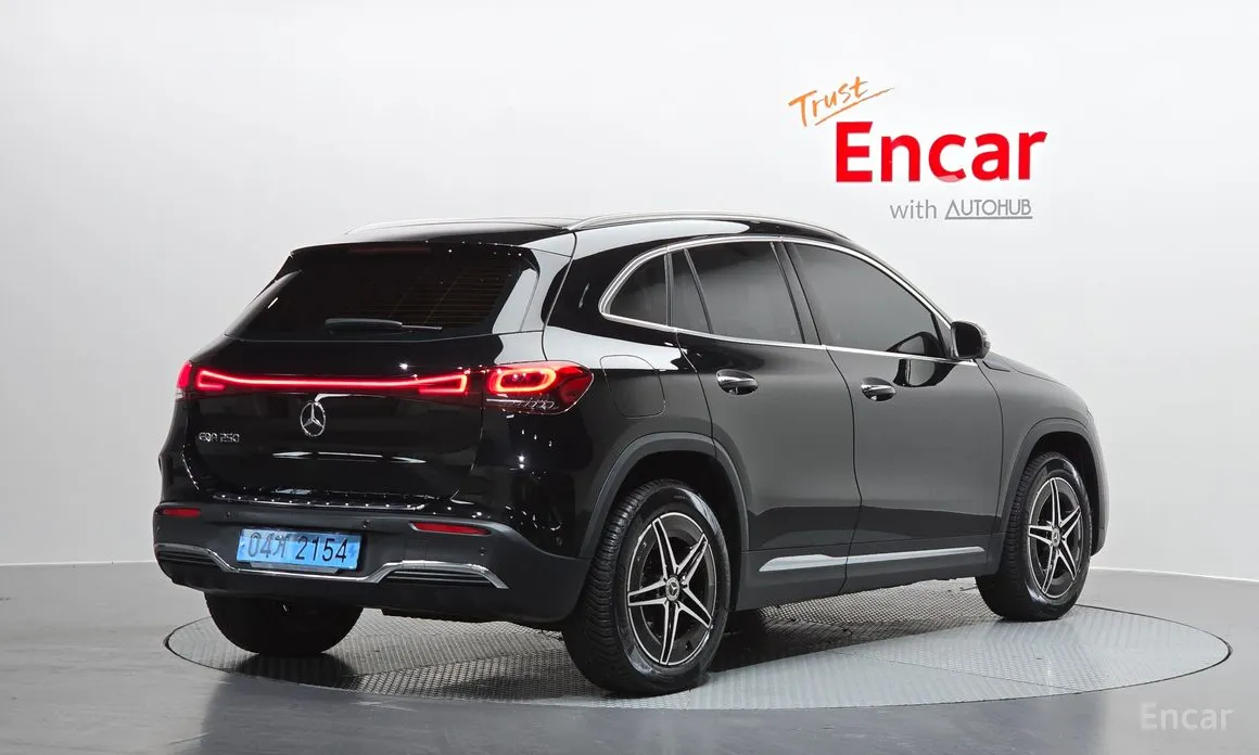 Фото 2 - Mercedes-Benz EQA