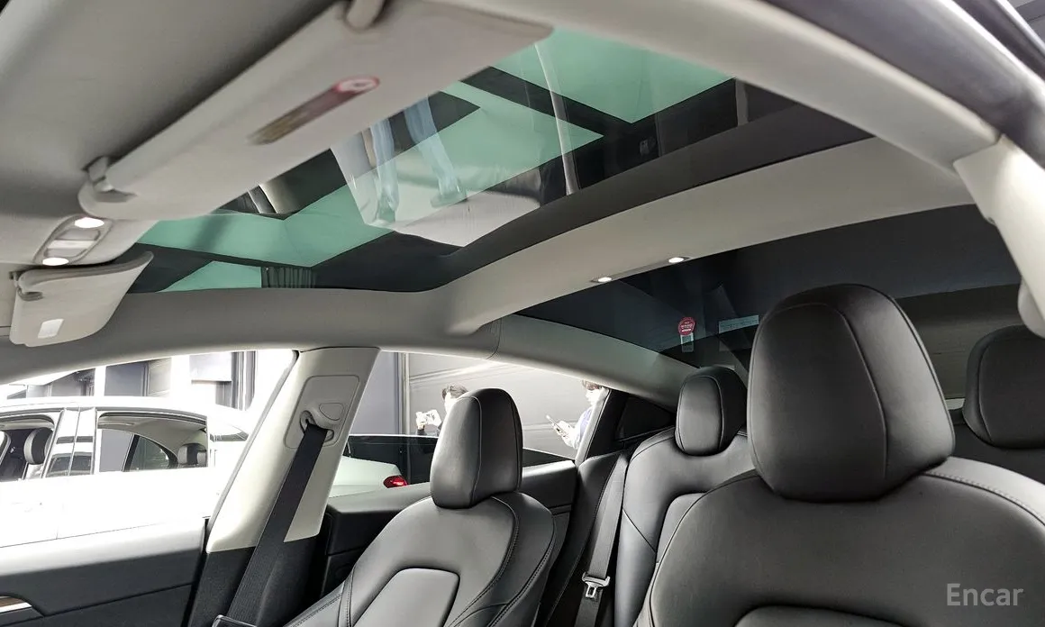 Фото 19 - Tesla Model 3