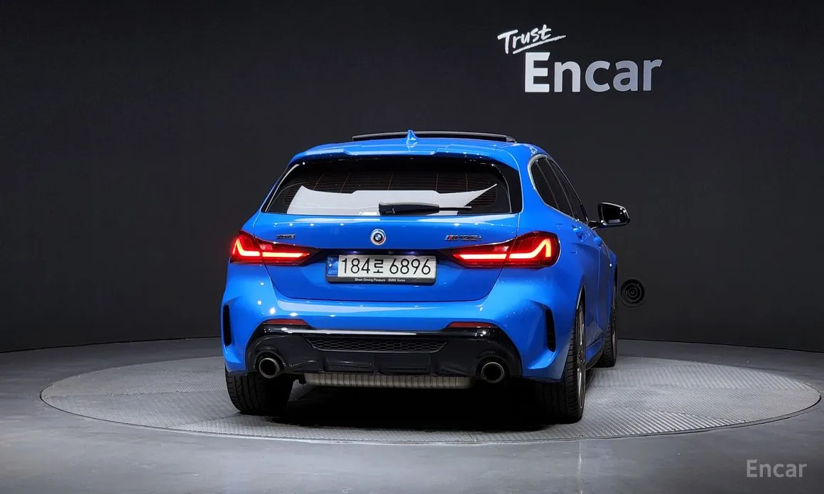 Фото 4 - BMW 1 Series