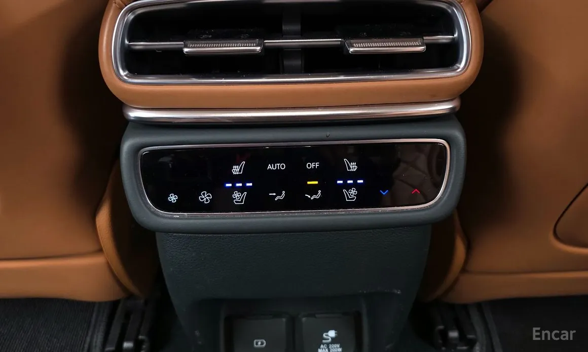 Фото 19 - Genesis GV80