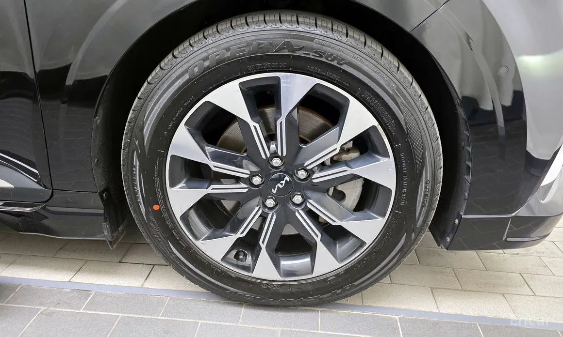 Фото 5 - Kia Carnival