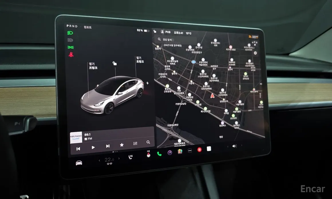 Фото 15 - Tesla Model 3