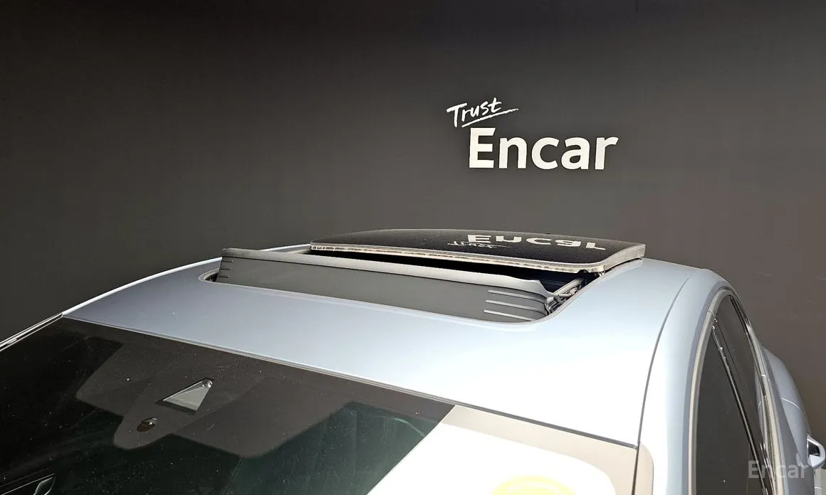 Фото 20 - Audi Q4 e-tron