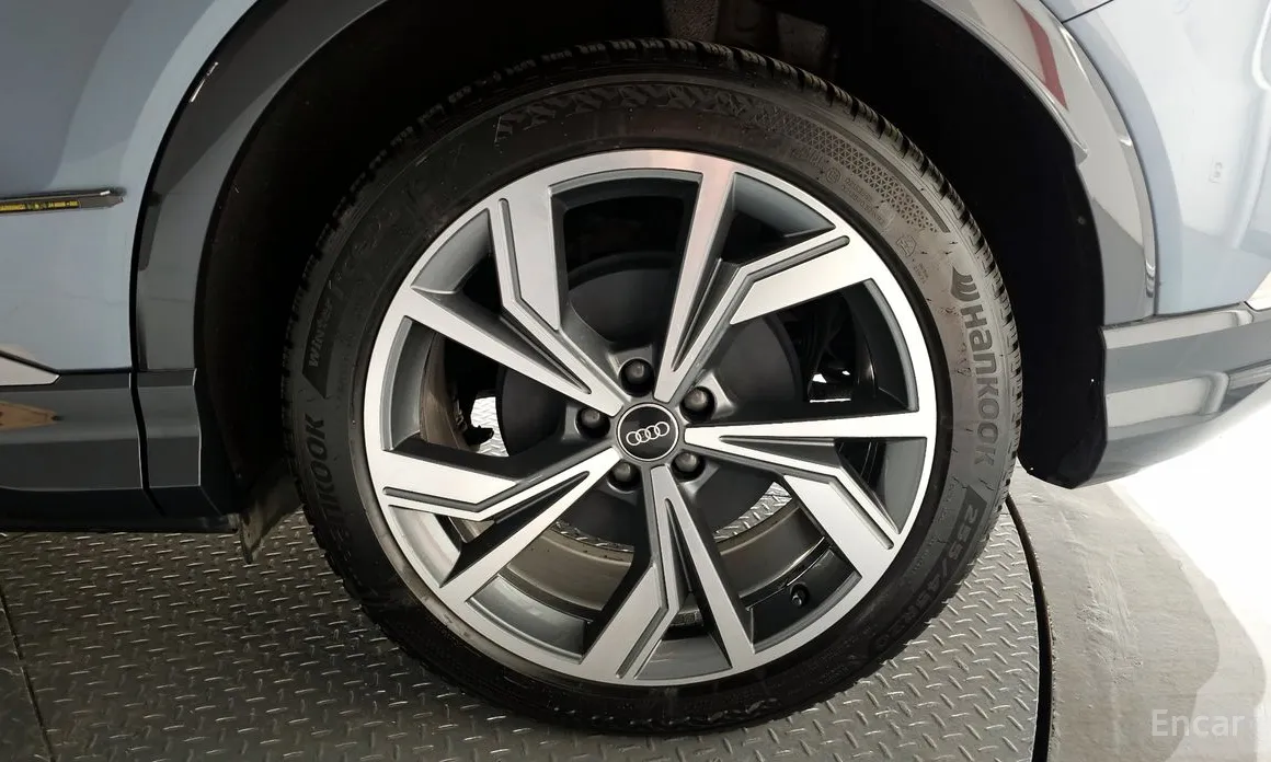 Фото 5 - Audi Q4 e-tron