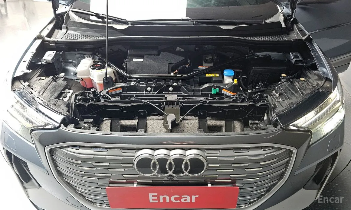 Фото 6 - Audi Q4 e-tron