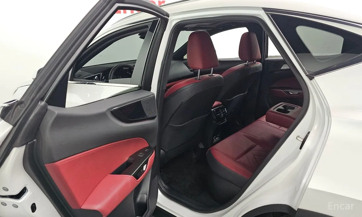 Фото 12 - Lexus NX