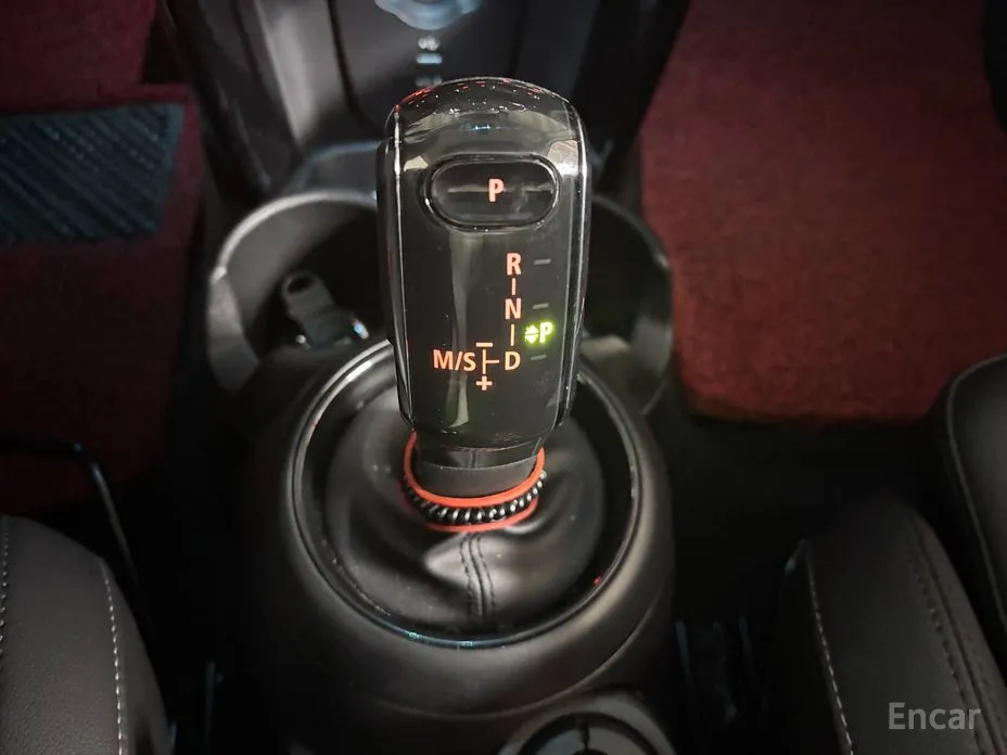 Фото 10 - Mini Cooper