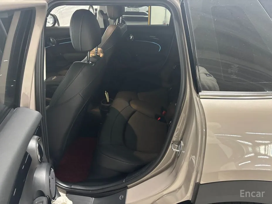 Фото 16 - Mini Cooper