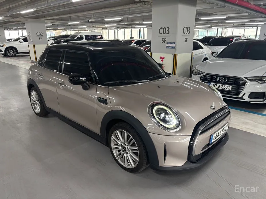 Фото 2 - Mini Cooper