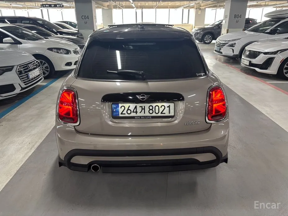 Фото 4 - Mini Cooper