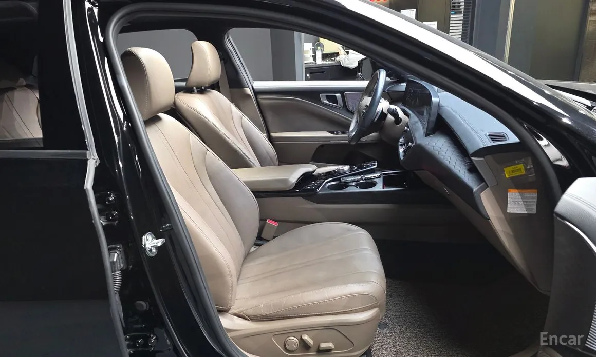 Фото 11 - Kia K8