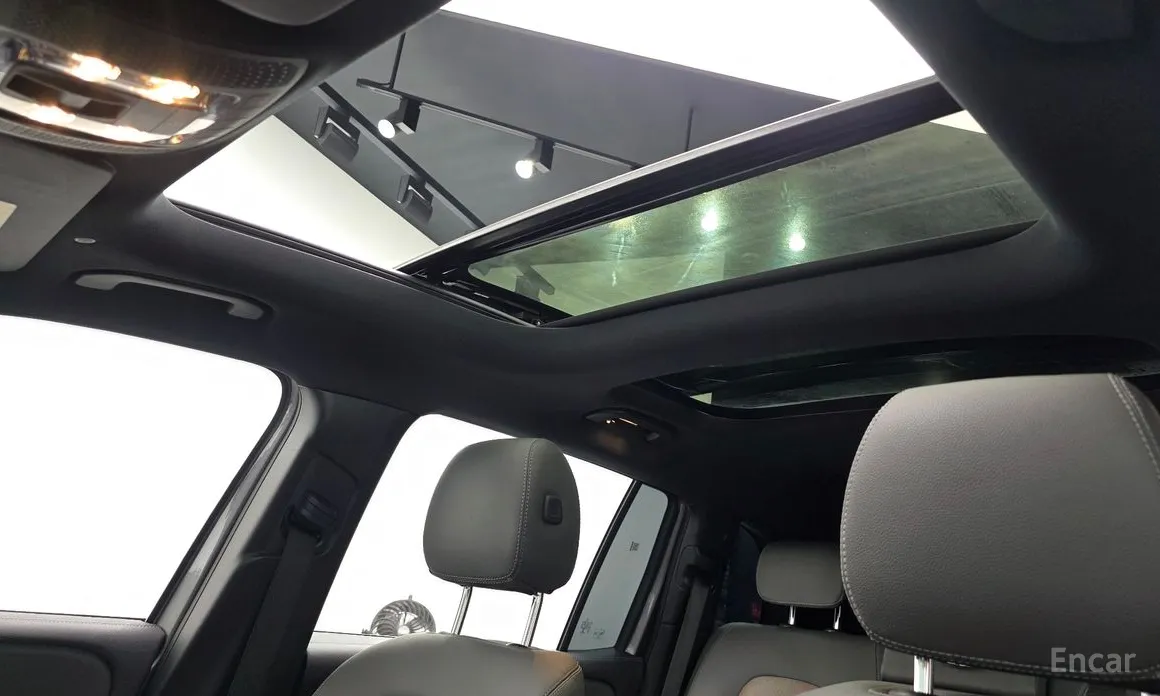 Фото 19 - Mercedes-Benz EQB