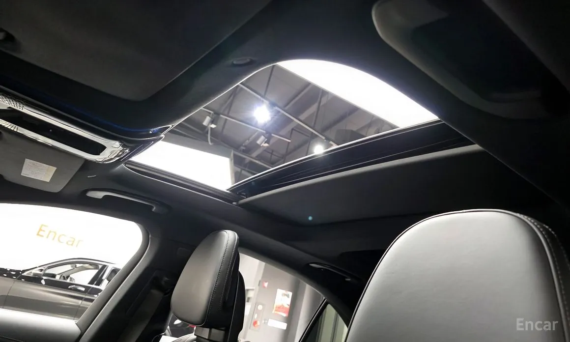 Фото 18 - Mercedes-Benz E-Class