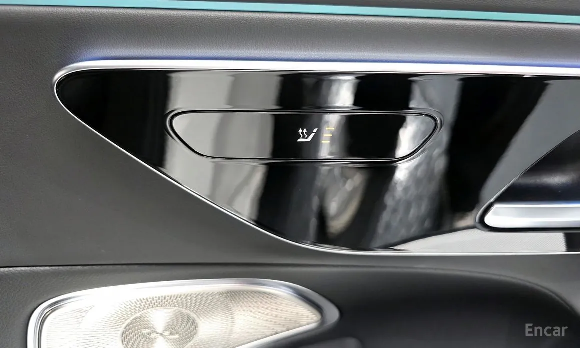 Фото 19 - Mercedes-Benz E-Class