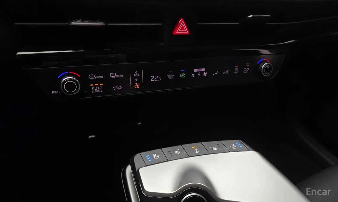 Фото 17 - Kia EV6