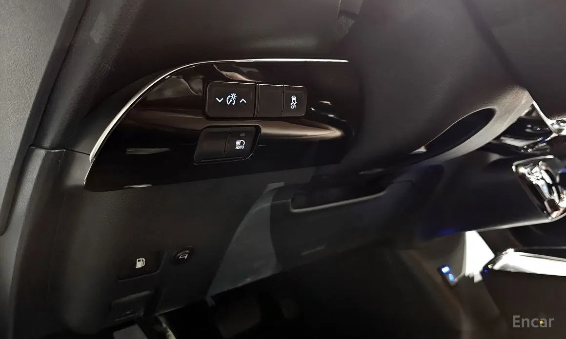 Фото 14 - Toyota Prius