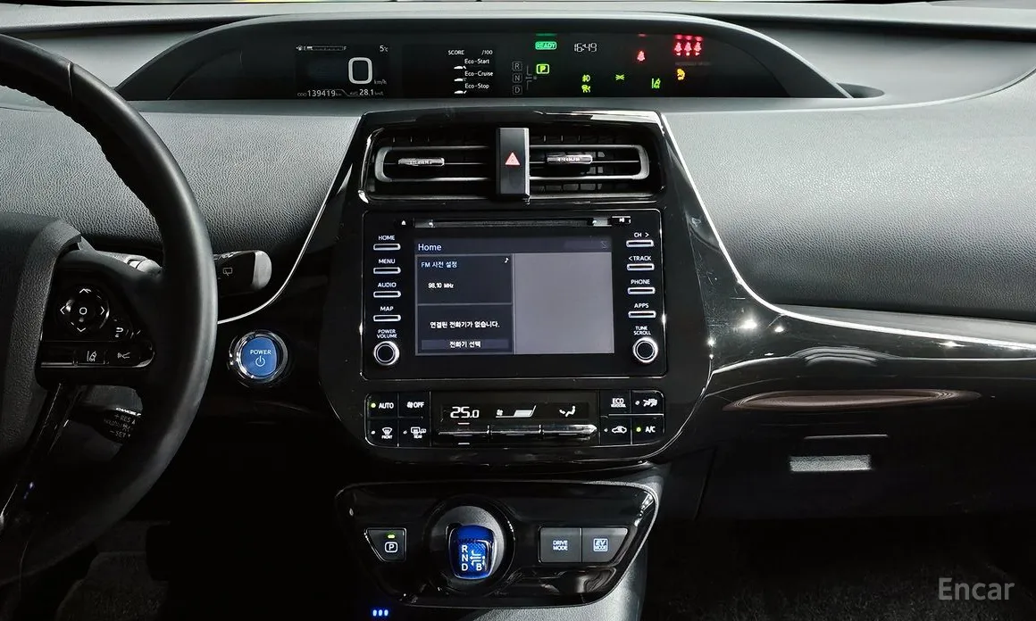 Фото 16 - Toyota Prius