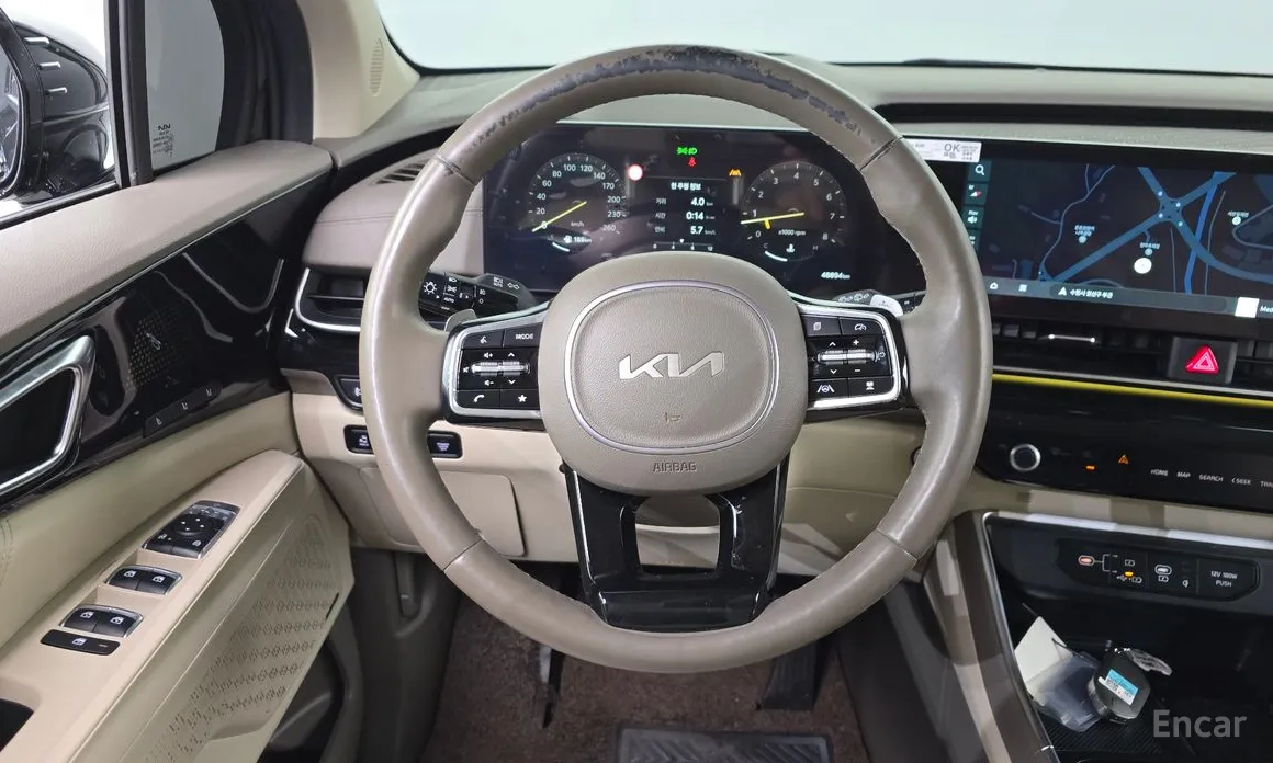 Photo 13 - Kia Carnival