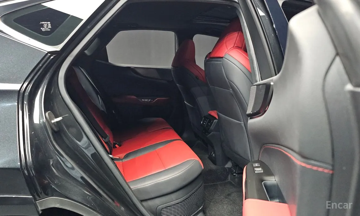 Фото 12 - Lexus NX