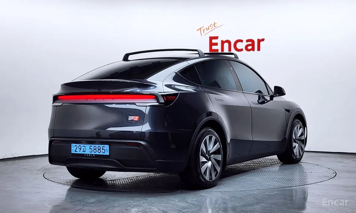 Фото 2 - Tesla Model Y