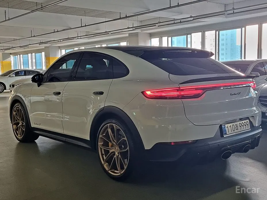 Фото 2 - Porsche Cayenne