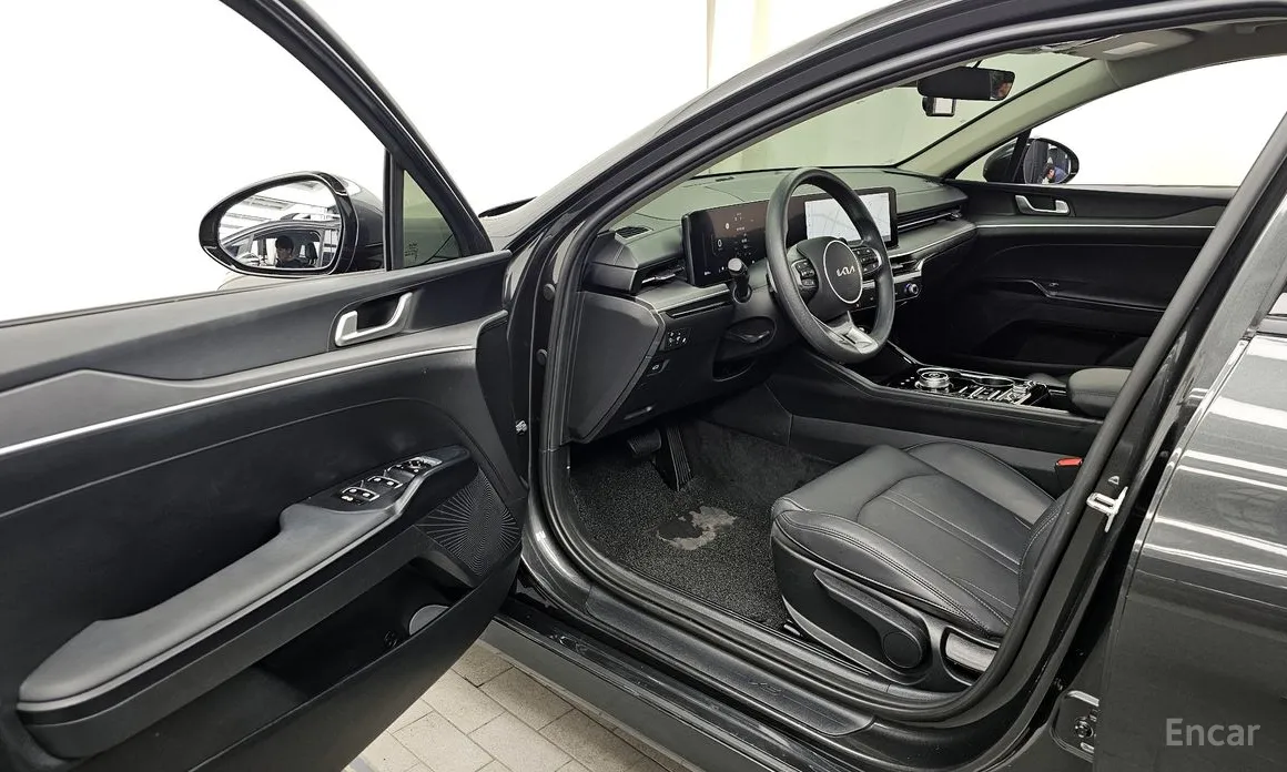 Фото 10 - Kia K5