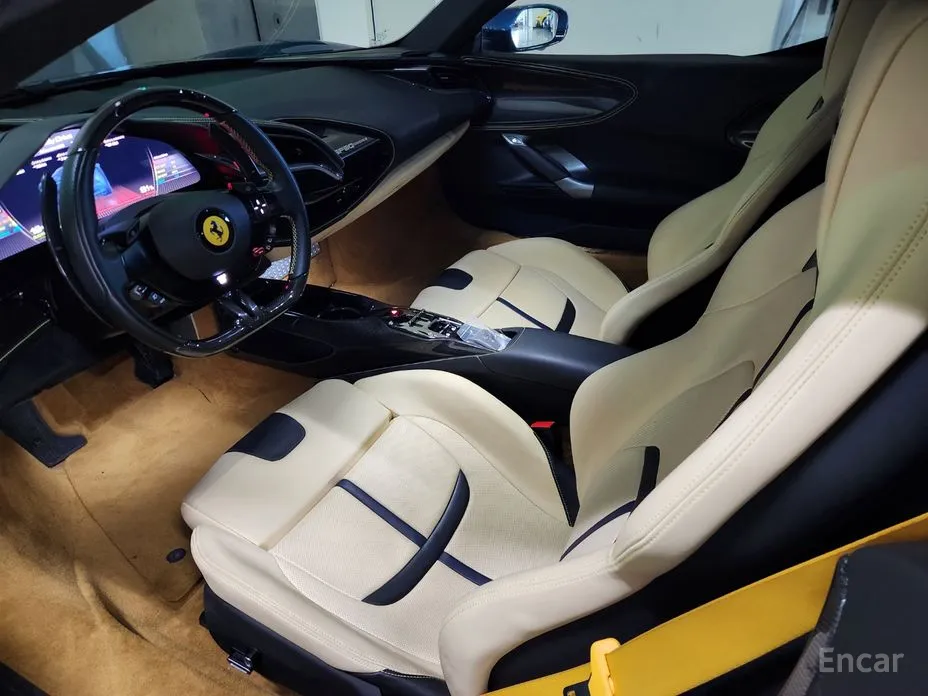 Фото 16 - Ferrari SF90