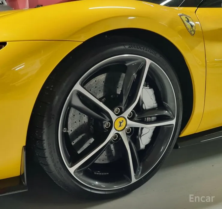 Фото 5 - Ferrari 296