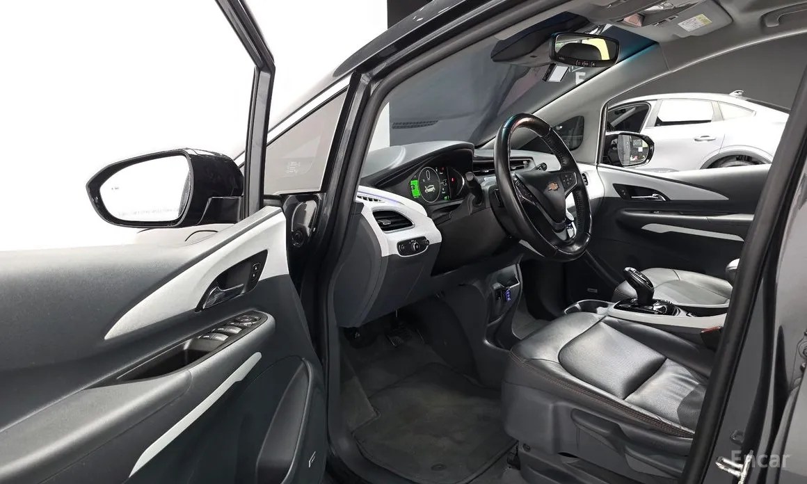 Фото 11 - Chevrolet Bolt EV