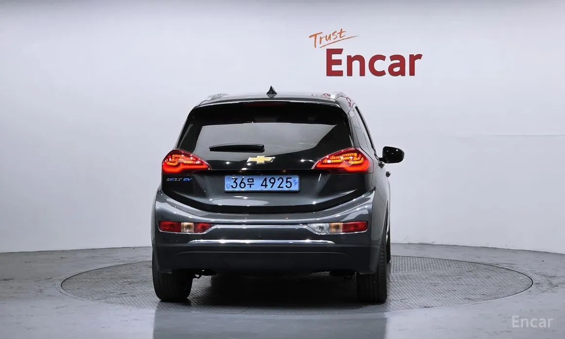 Фото 4 - Chevrolet Bolt EV