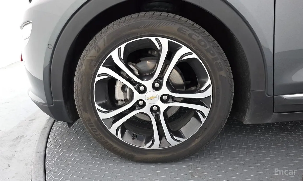 Фото 5 - Chevrolet Bolt EV