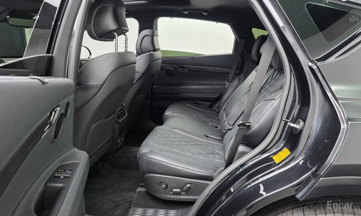 Фото 12 - Genesis GV80