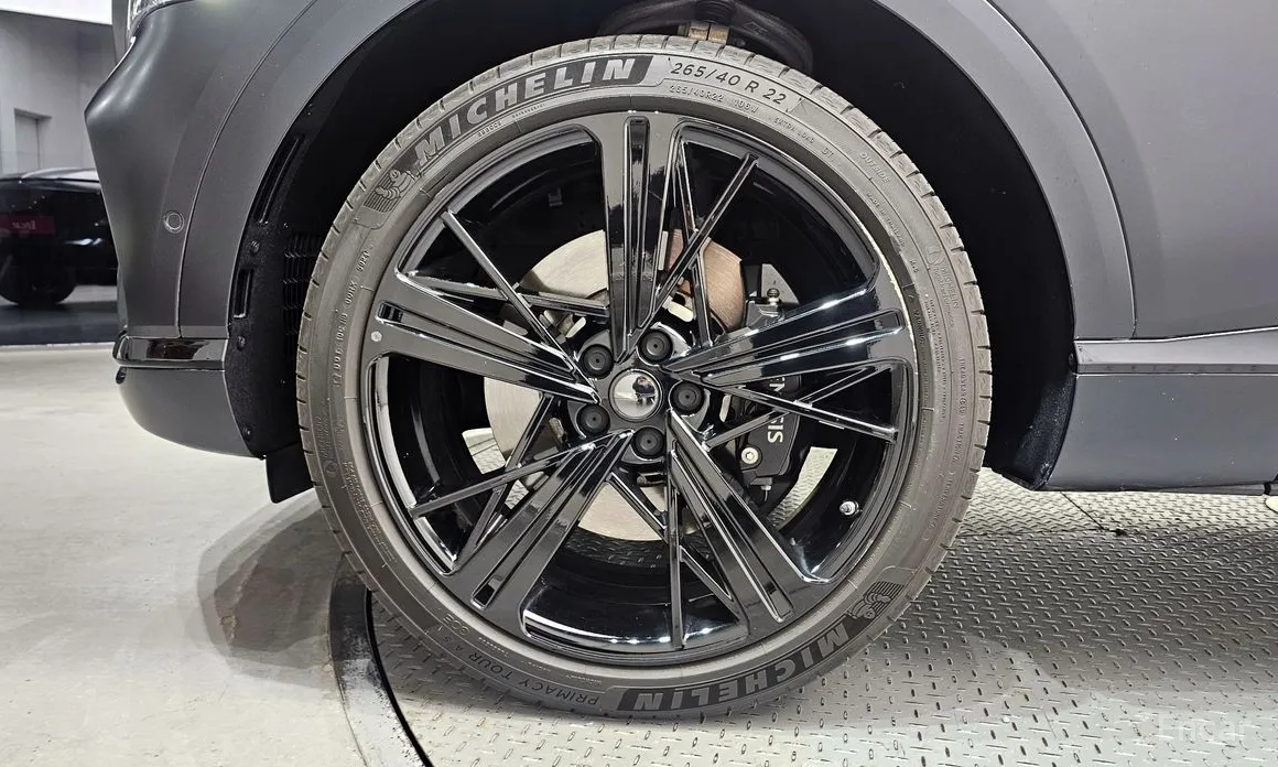 Фото 5 - Genesis GV80