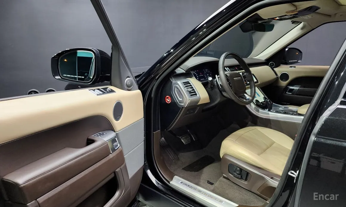 Фото 10 - Land Rover Range Rover Sport