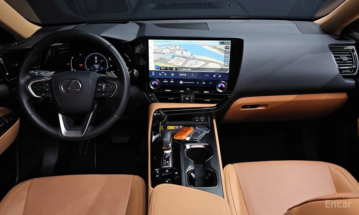 Фото 7 - Lexus NX