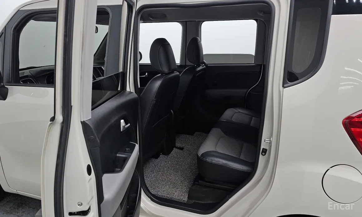 Фото 19 - Kia Ray