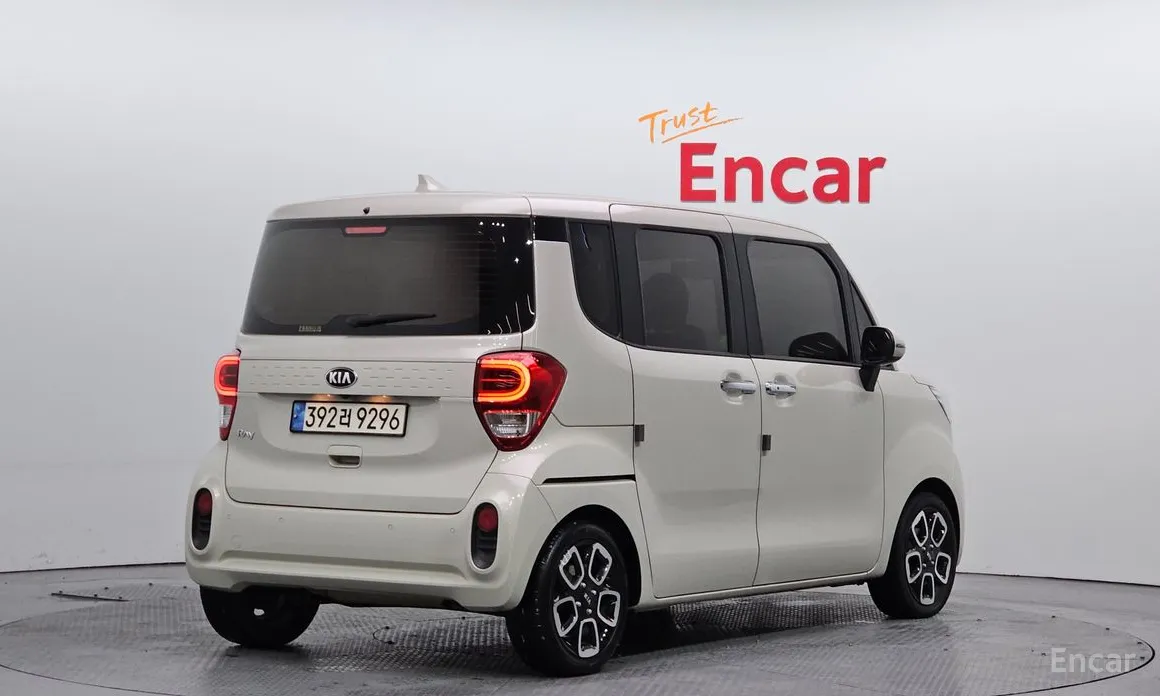 Фото 2 - Kia Ray