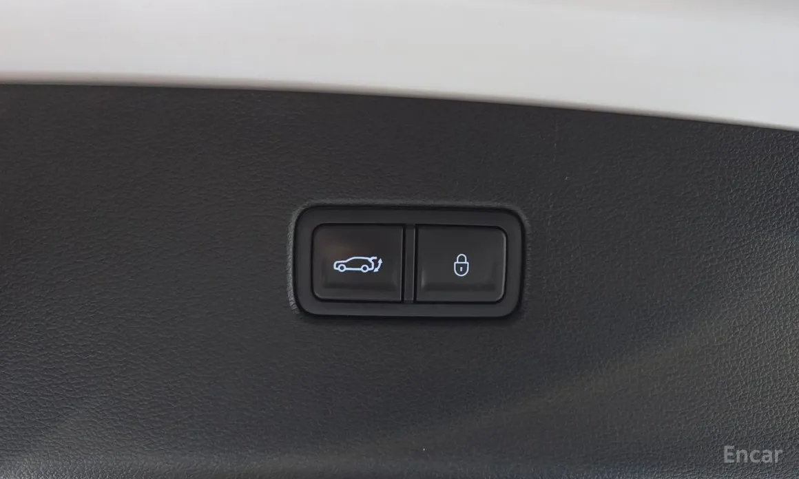 Фото 20 - Genesis GV80