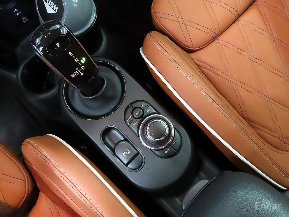 Фото 10 - Mini Cooper