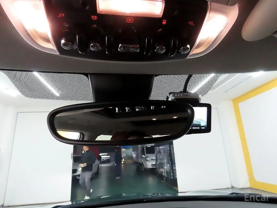 Фото 16 - Mini Cooper