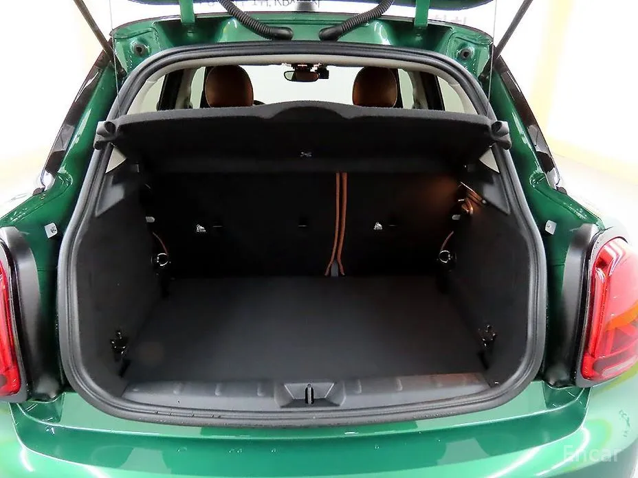 Фото 18 - Mini Cooper